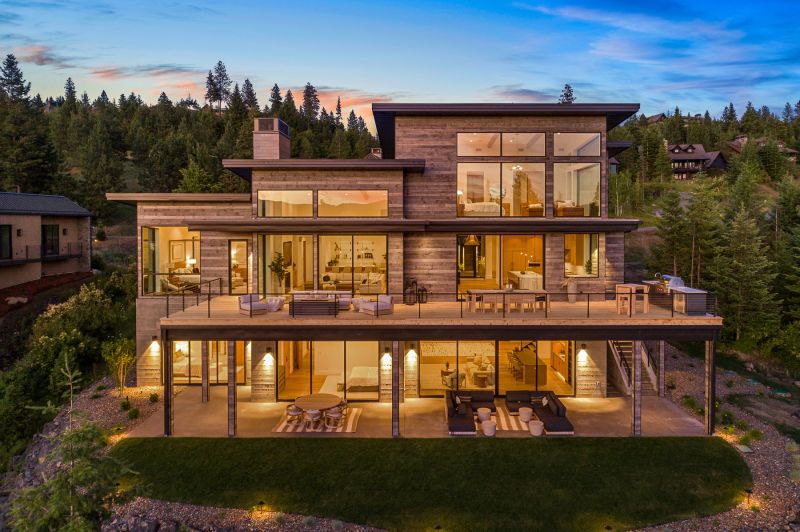 Aerial Estate115 6