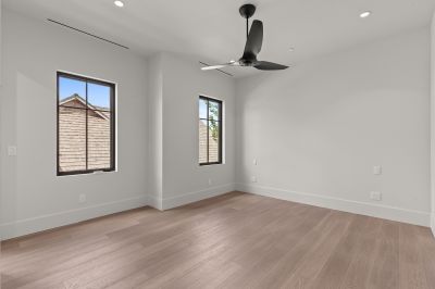 Flats E201 13