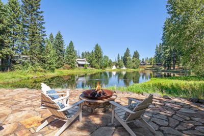 Cottage10 25
