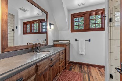 Cabin11 24