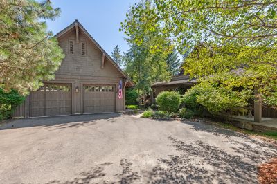Cabin11 2