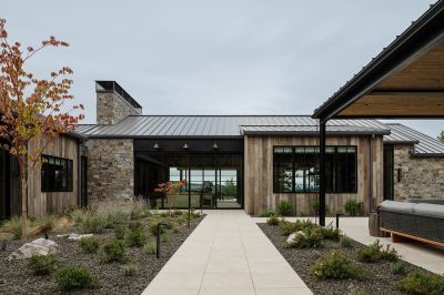 Rosenhain Courtyard1