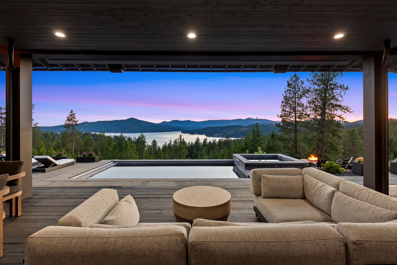 Estate72 Twilight 4