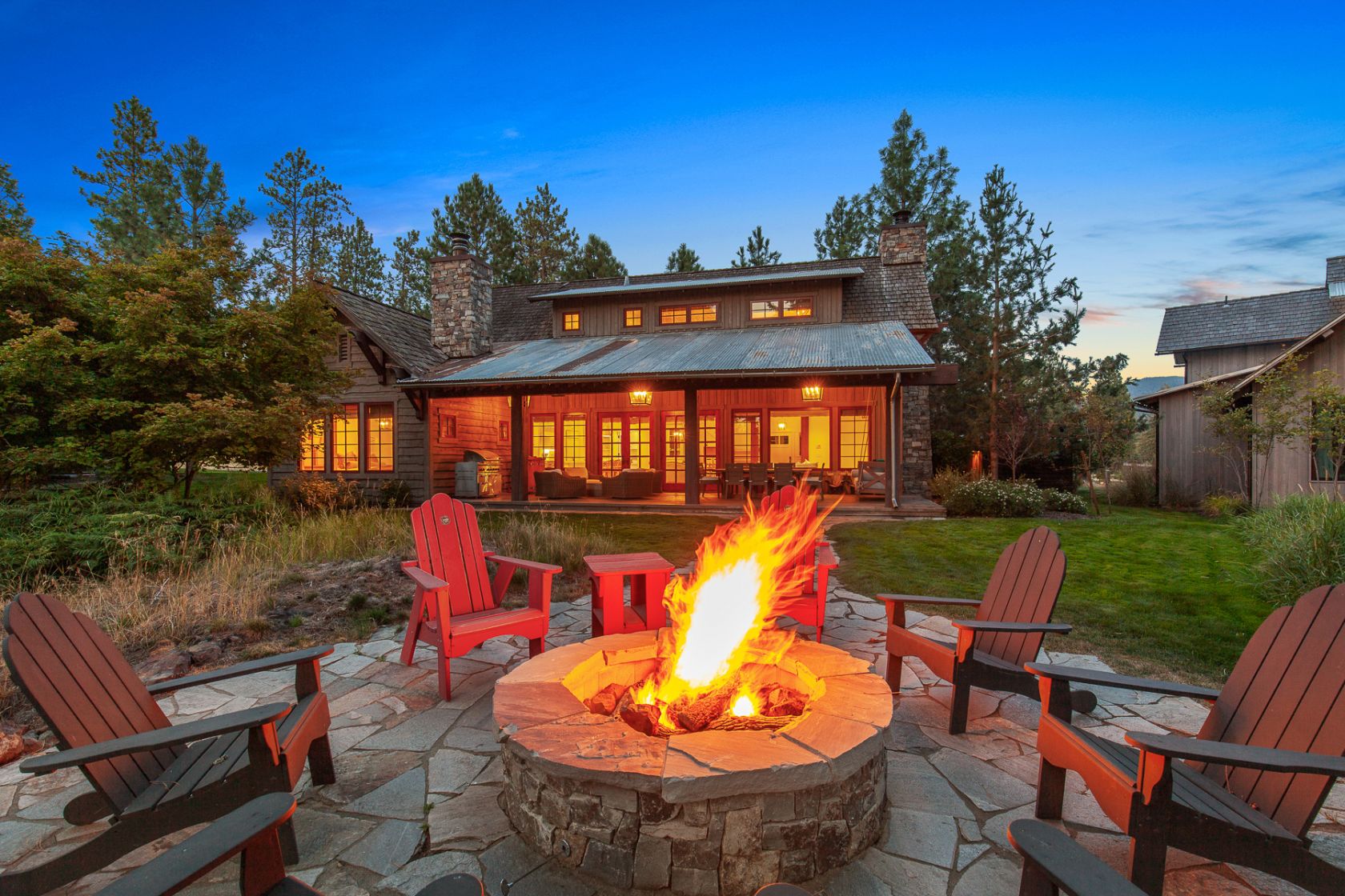 Cottage16 Twilight 5
